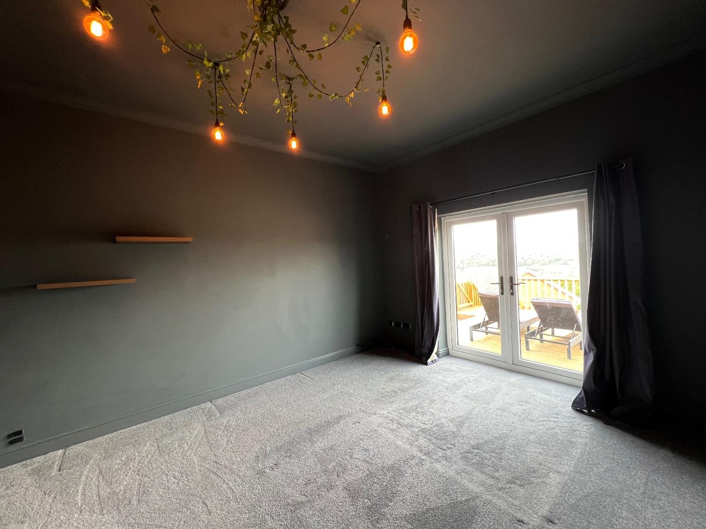 Cwmcoed, Bettws, Bridgend County Borough, CF32 8SW
